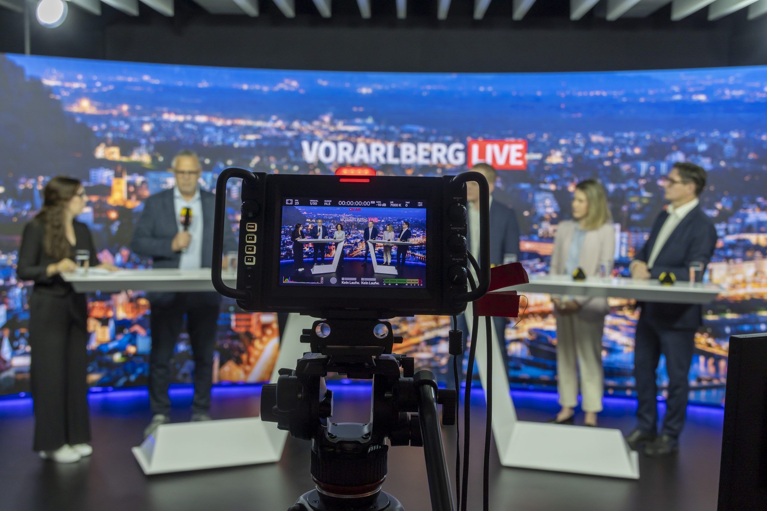 Fotos von der Wahlsondersendung mit den Landesparteichefs