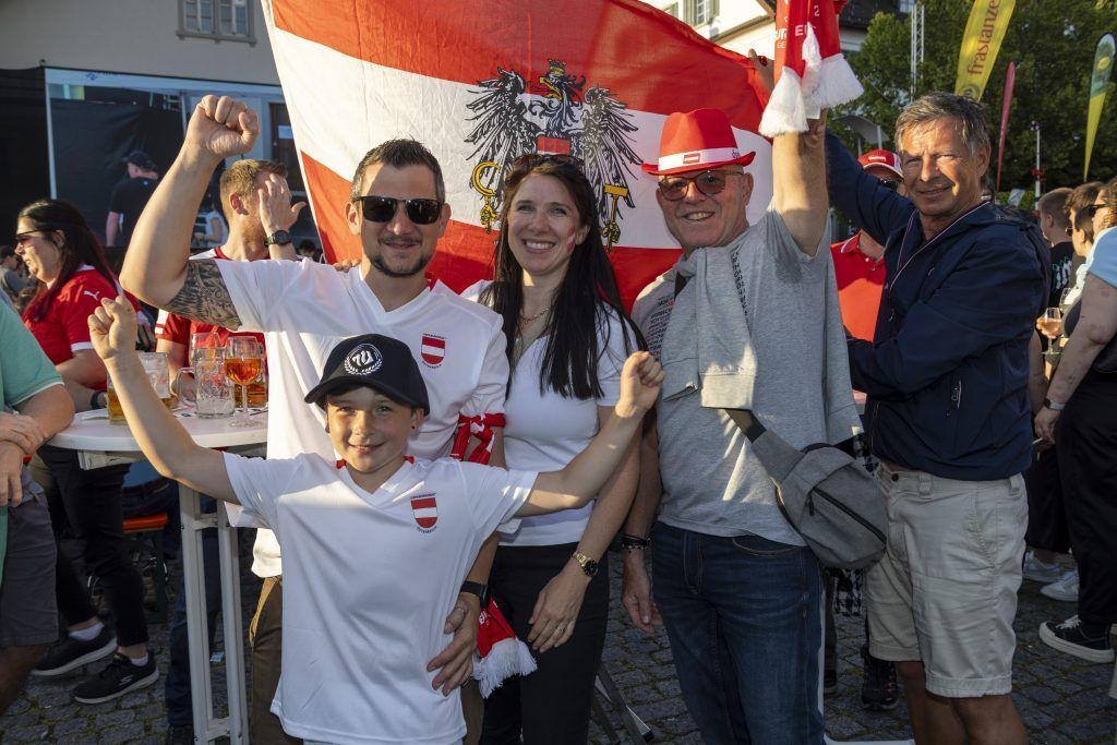 Live beim Public Viewing in Rankweil: Was Experte Christian Speckle und Fans erwarten