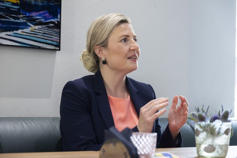 Interview Ministerin Susanne Raab