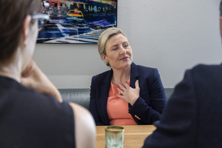 Interview Ministerin Susanne Raab