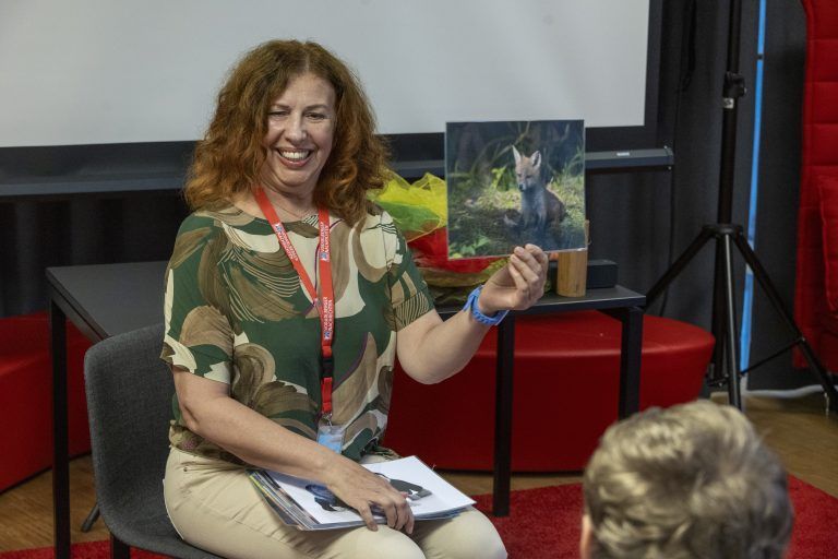 13. VN-Kinder- und Jugendbuchmesse Buch am Bach, Tag 4 Der 4. Tag der 13. VN-Kinder und Jugendbuchmesse Buch am Bach findet in der Bibliothek der Arbeiterkammer in Feldkirch stat