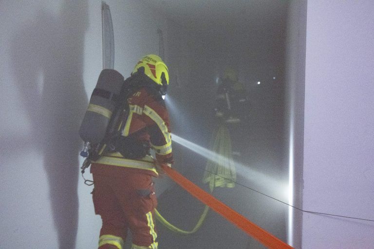 am 24. Juni findet um 19 Uhr eine der größten Feuerwehrrettungseinsatzübungen vom Land Vorarlberg statt – es werden über 400 Mitglieder proben – ganze Straßensperren werden hierfür gemacht. Feuerwehr Rettung Rotes Kreuz !!!!ÜBUNG!!!!! Unfall Brand Evakuierung Rettung