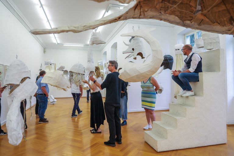 Sommerausstellung der Landeshauptstadt Bregenz „solo.tone“ von Tone Fink anlässlich seines 80. Geburtstags am Freitag, 12. Juli 2024, um 11 Uhr im Palais Thurn und Taxis