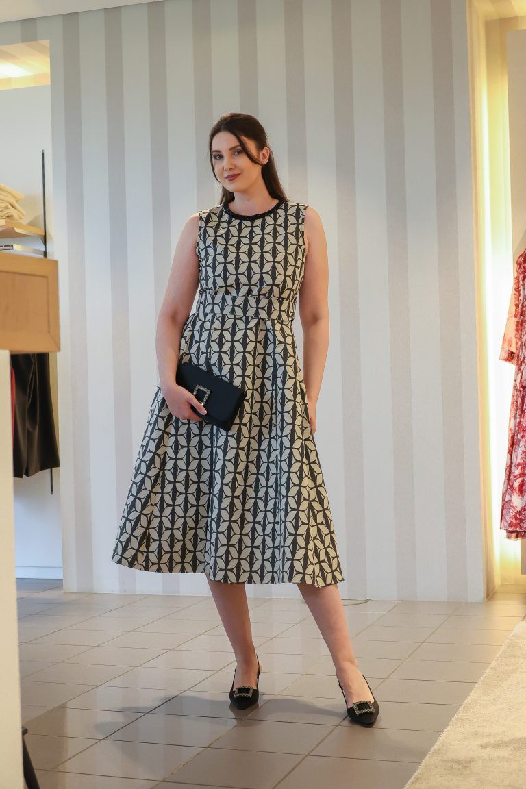 Modetrends für die Festspiele, Stefanie Walser im Modehaus Walser für eine Modestrecke zu den Festspielen