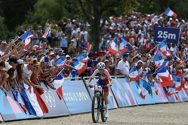 Mountainbikerin Stigger bei Sieg von Ferrand-Prevot Sechste