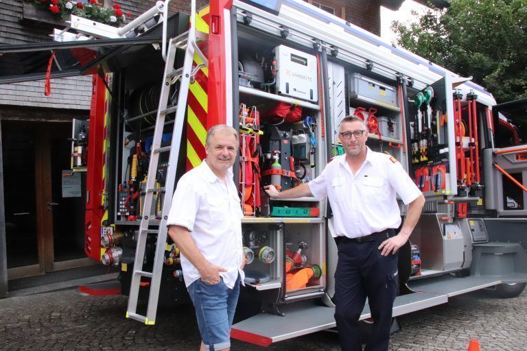 Bgm. Walter Moosbrugger und Feuerwehrkommandant Markus Nenning. - Infotag Feuerwehr Bildstein