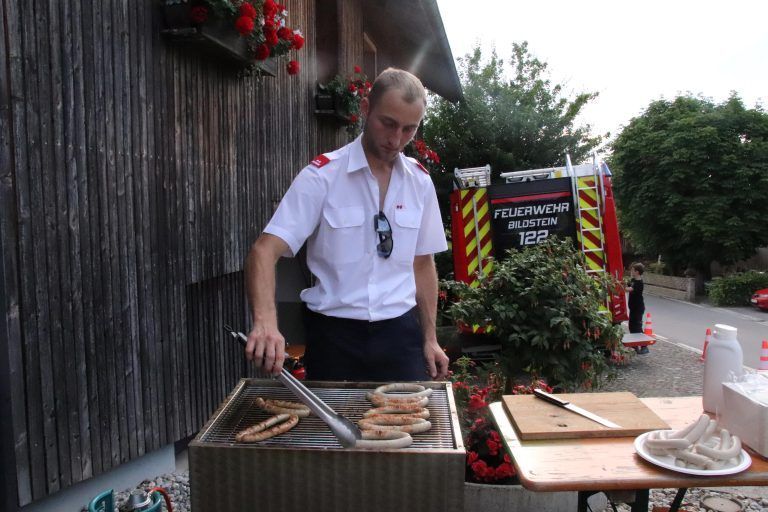 Auch für das kulinarische Wohl war gesorgt. - Infotag Feuerwehr Bildstein
