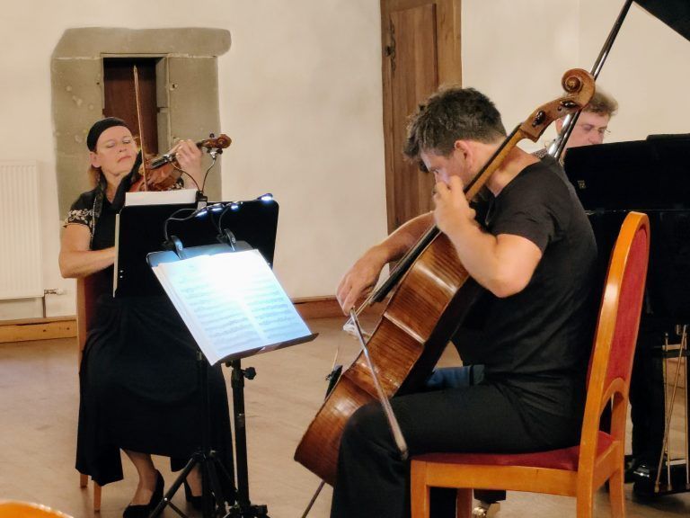 Beeindruckende und komplexe Werke mit rasanten Passagen wurden vorgetragen. - TrioVanBeethoven rückte Komponistinnen ins Rampenlicht - TrioVanBeethoven, Schattenburg Konzerte