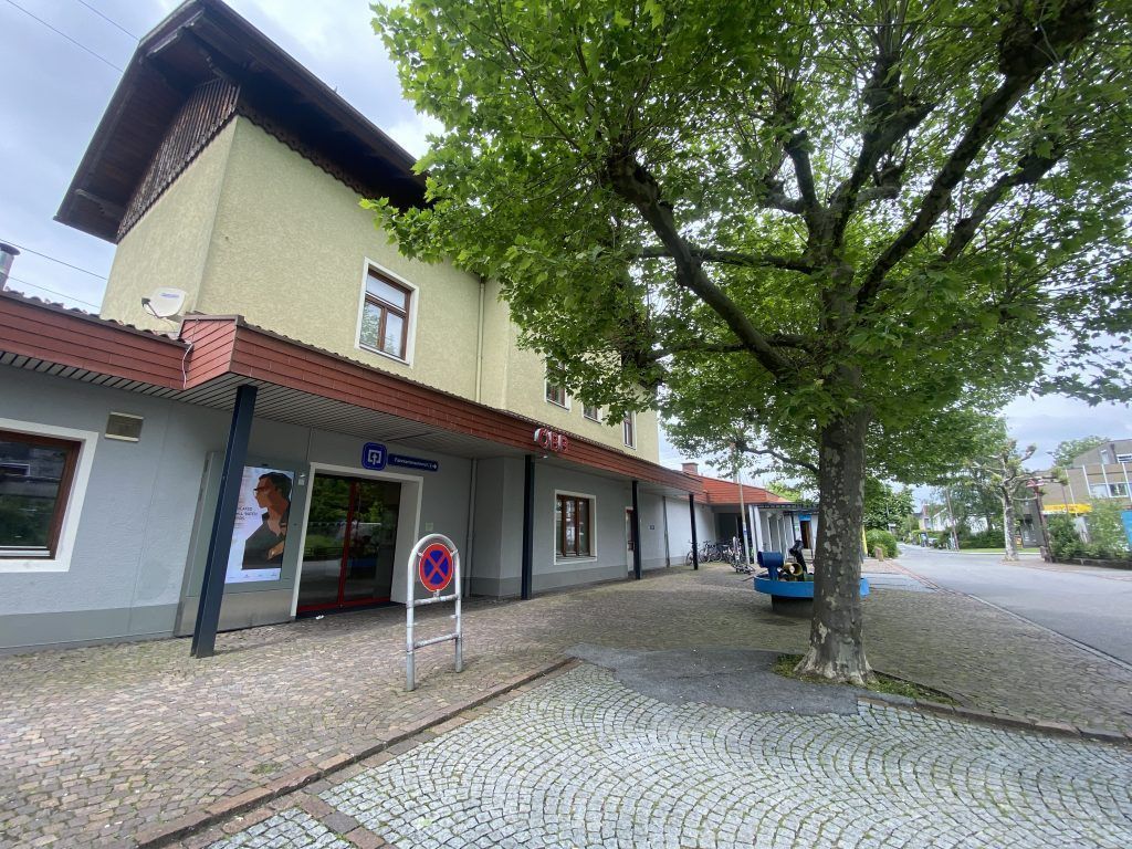 18-jähriger in Auto gezerrt und ausgeraubt