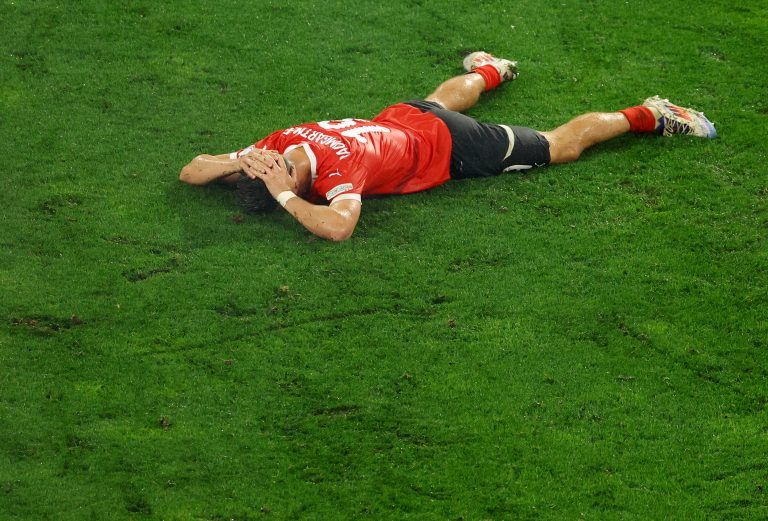 SOCCER-EURO-AUT-TUR/REPORT