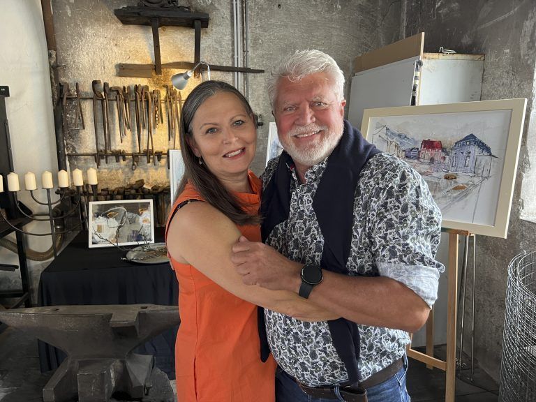 Andrea und Herbert Drexel in der alten Schmiede