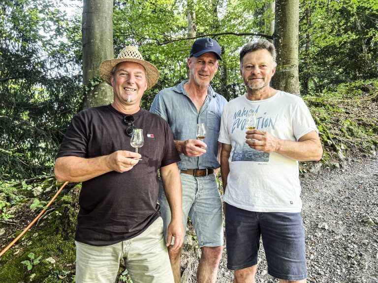 Arno Lorenz, Stefan Pirker und Bernhard Mathis als Unterstützer mit dabei