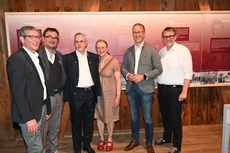 Ausstellungseröffnung Gasthäuser