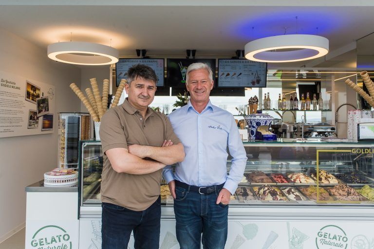 Eisdiele Dolce Vita, Andrew Nussbaumer und Valentin Gava plus Architekt, ehemalige Eisdiele Melanie