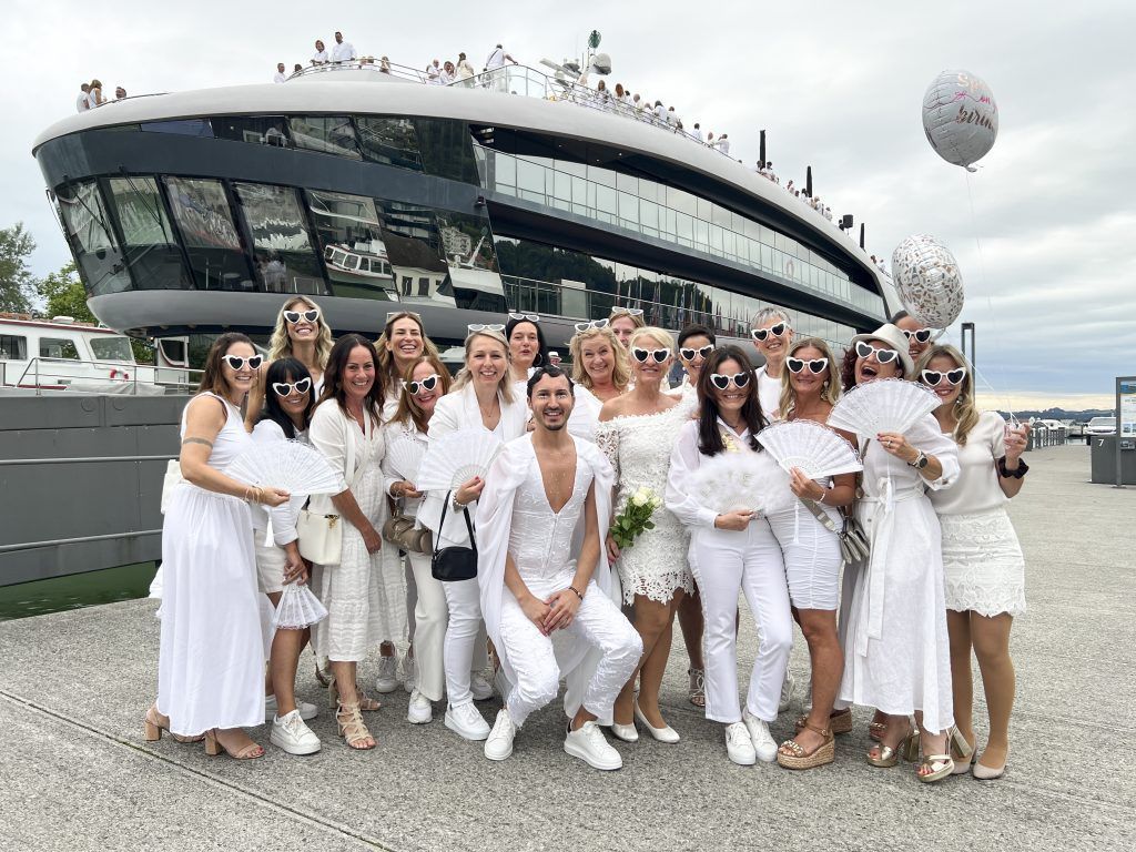 &#8220;White Night&#8221; lockte Partygänger auf die Sonnenkönigin