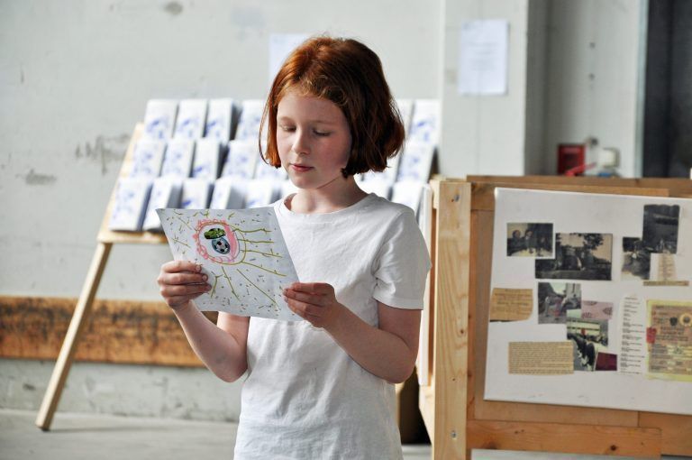 Mit einer Ausstellung und Textpräsentation in der Campus Väre ging das Projektjahr zu Ende. - © Laurence Feider