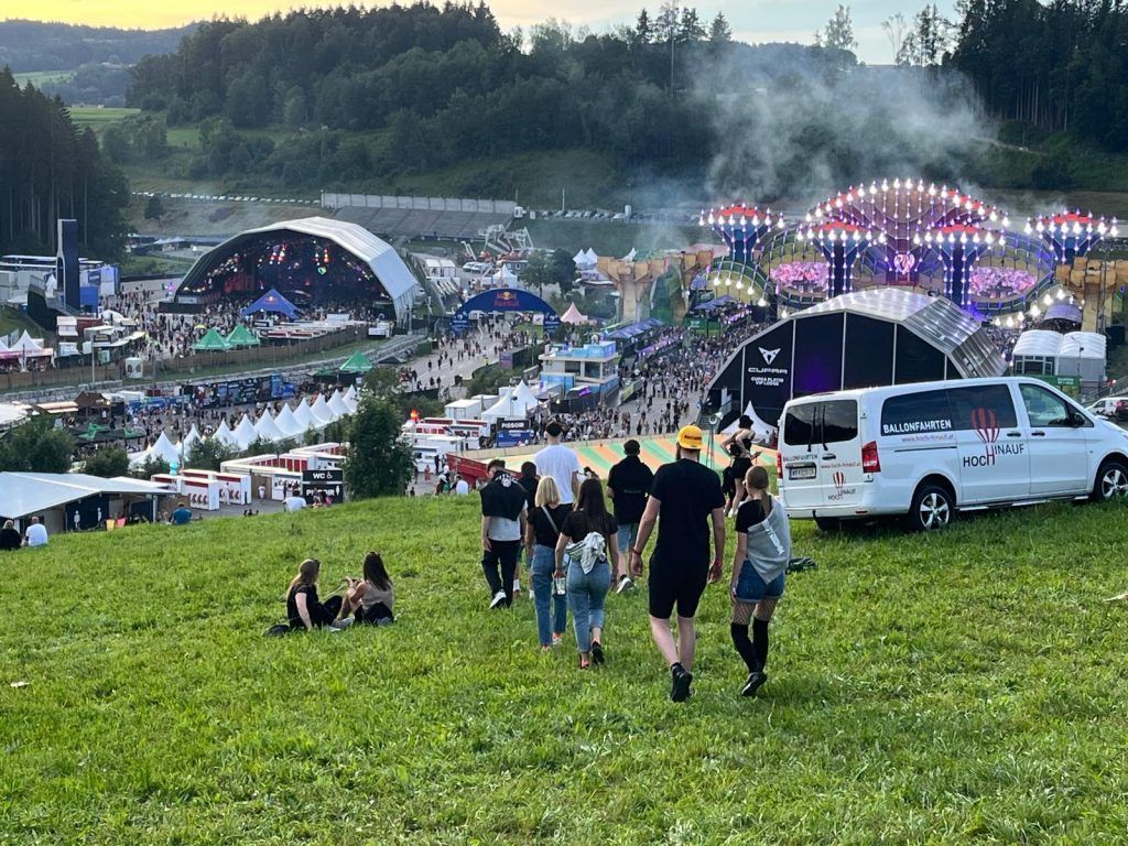 Das ELF: kräftige Beats und heftiger Sturm