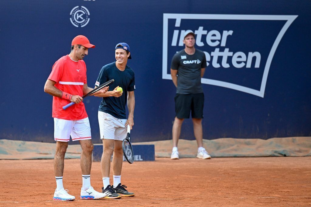 Diesen Rohdiamanten betreut Oswald in seiner Tennis-Pension