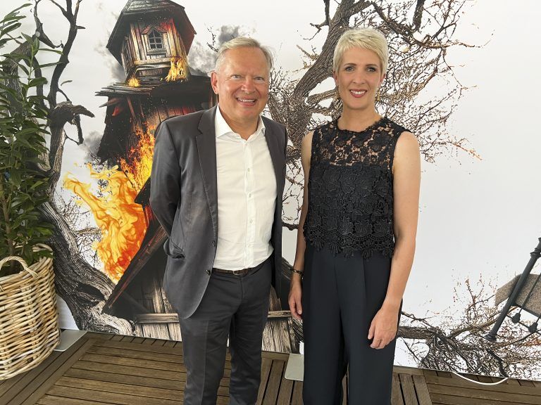 Gremial-OF Marion Bär-Beer und GF Michael Hollersbacher luden zur Feier