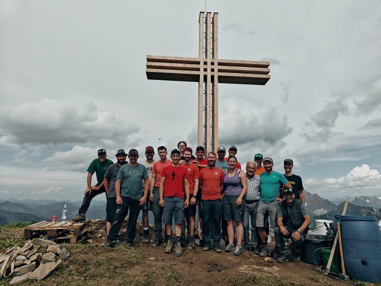 Glatthorn, neues Gipfelkreuz, Bergrettung Fontanella