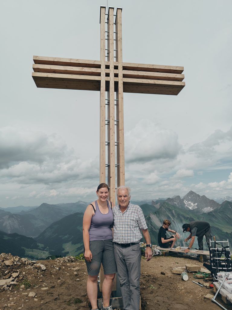 Glatthorn, neues Gipfelkreuz, Bergrettung Fontanella
