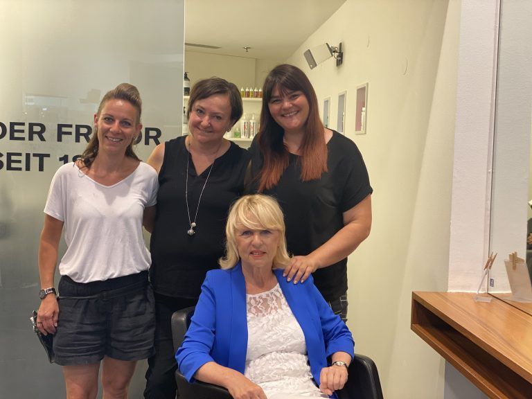 Seit 50 Jahren Friseurin: "Ich könnte jederzeit aufhören"
