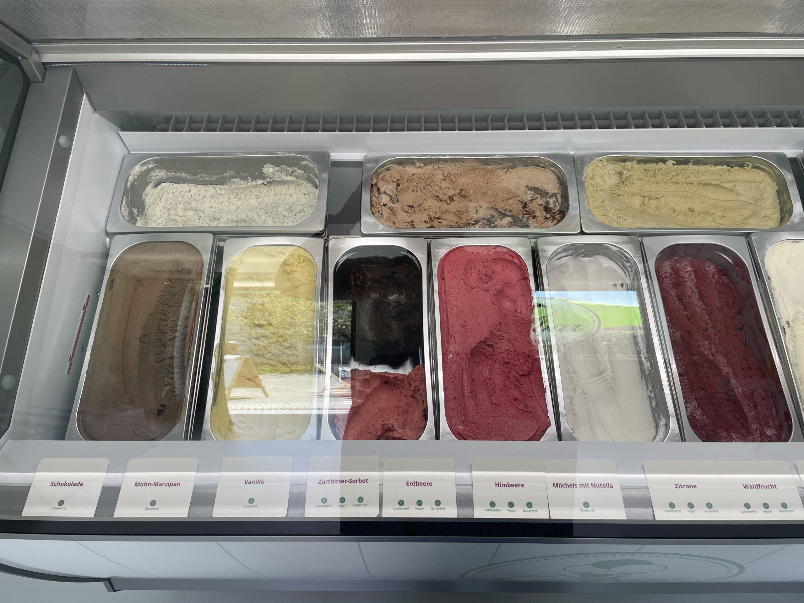 Eisbar Gisingen, Neueröffnung, Eisdiele, Isabella Illetschko