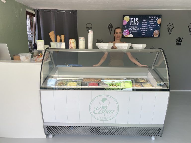 Eisbar Gisingen, Neueröffnung, Eisdiele, Isabella Illetschko