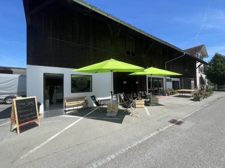 Eisbar Gisingen, Neueröffnung, Eisdiele, Isabella Illetschko
