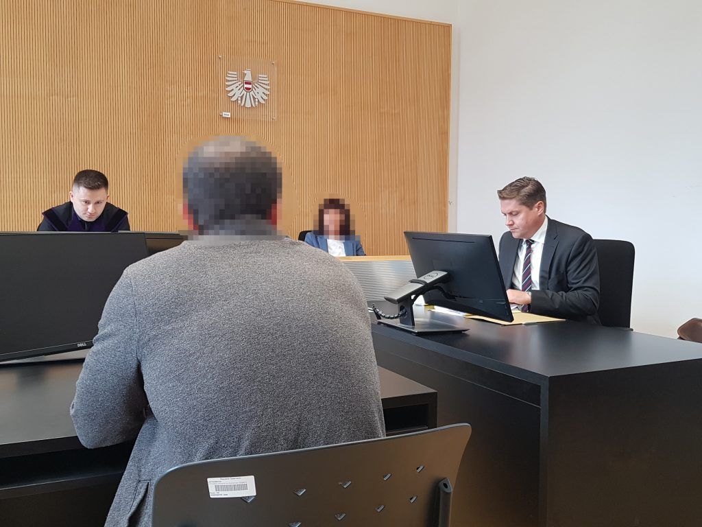 Brandstifter in Frauenkleidern hatte Kokain, Jägermeister und Rohrreiniger intus