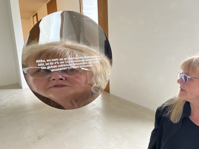Ruth Schnell zeigt erlebbare Kunst
