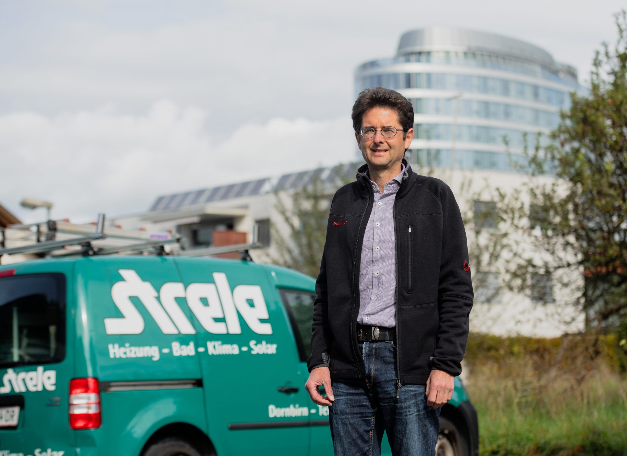 Karlheinz Strele, Installateur