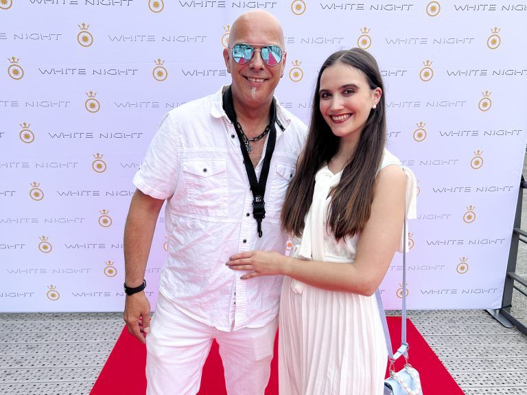 Saxophonist Alex Steinhäusler mit Tochter Wynona