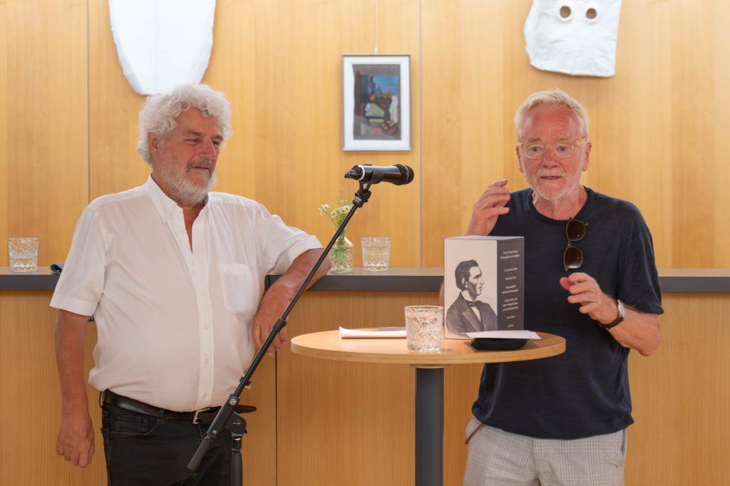 Ausstellung „Mein Gott na“ beleuchtet Tone Finks Lebenswerk