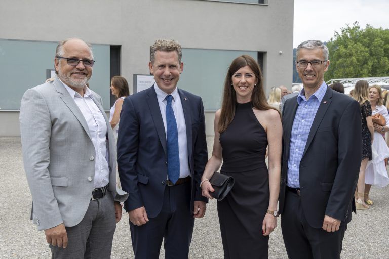 Festspieleröffnung Treffpunkt Kleider Freischütz 2024 Eröffnung Festspielhaus