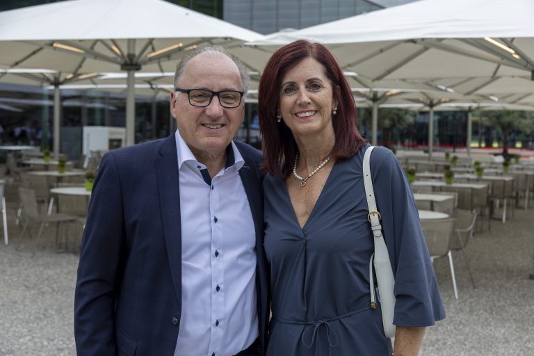 Festspieleröffnung Treffpunkt Kleider Freischütz 2024 Eröffnung Festspielhaus