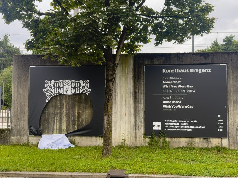Vandalismus in Bregen KUB Plakate zerstört Ausstellung Wish you were Gay Gay Schriftzug herausgeschnitten