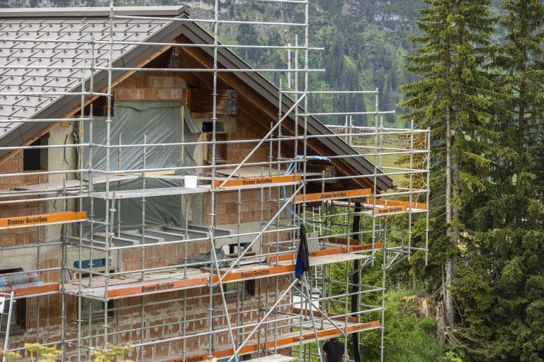 Illegaler Bau in Lech oberlech BH Baubescheid