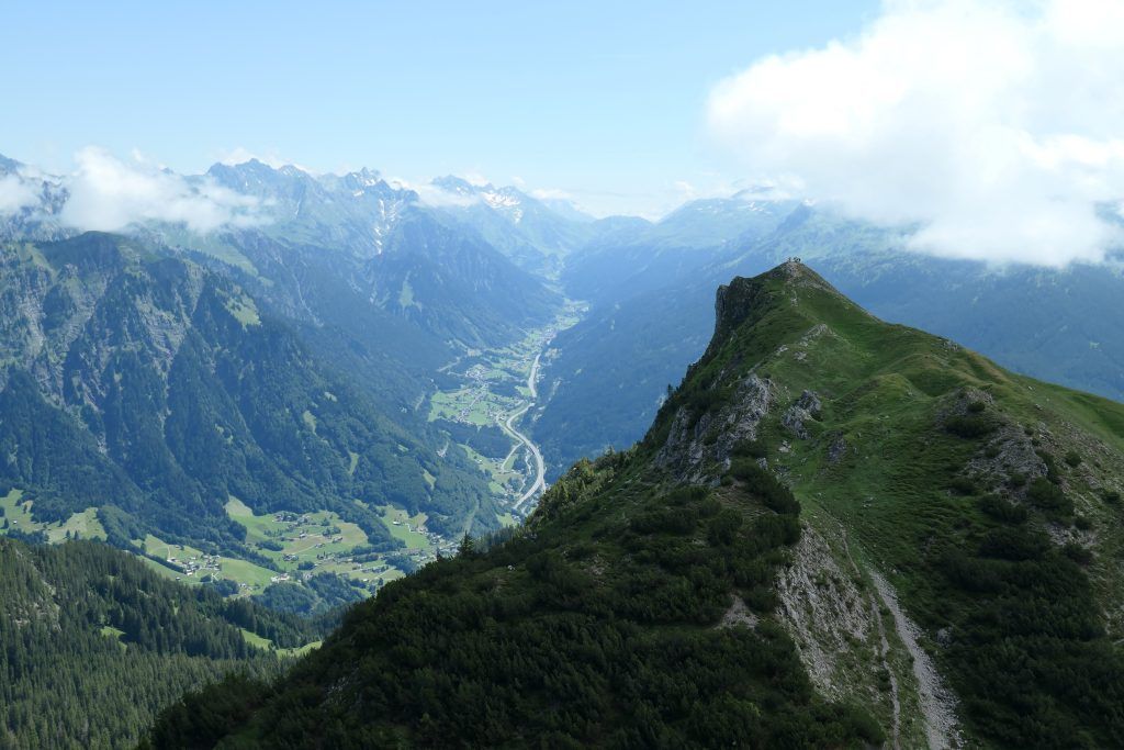 Zwischen zwei Tälern