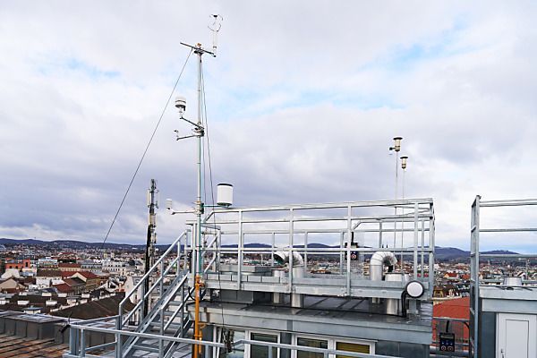 Neue EU-Schadstoffregeln für Industrie und Bauern in Kraft