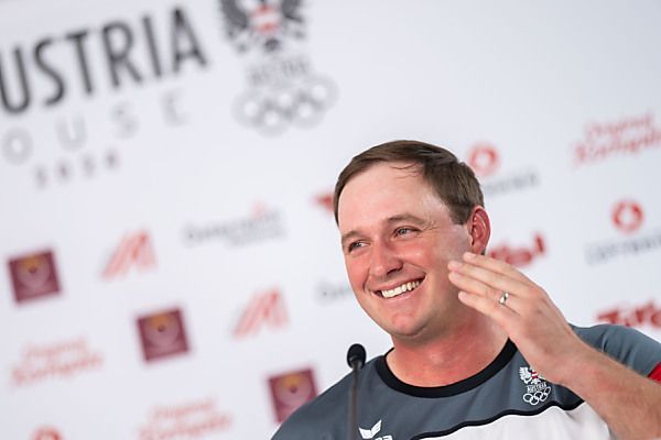 Starker Olympia-Start von Straka im Le Golf National