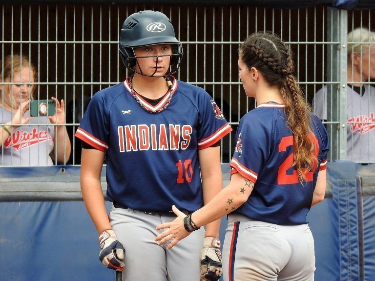 Die Dornbirn Indians zeigten eine starke Leistung bei ihrem Einsatz gegen die Linz Witches. - Großer Erfolg für die Indians Damen - Die Damenmannschaft der Dornbirn Indians schafft Einzug in die Playoffs.