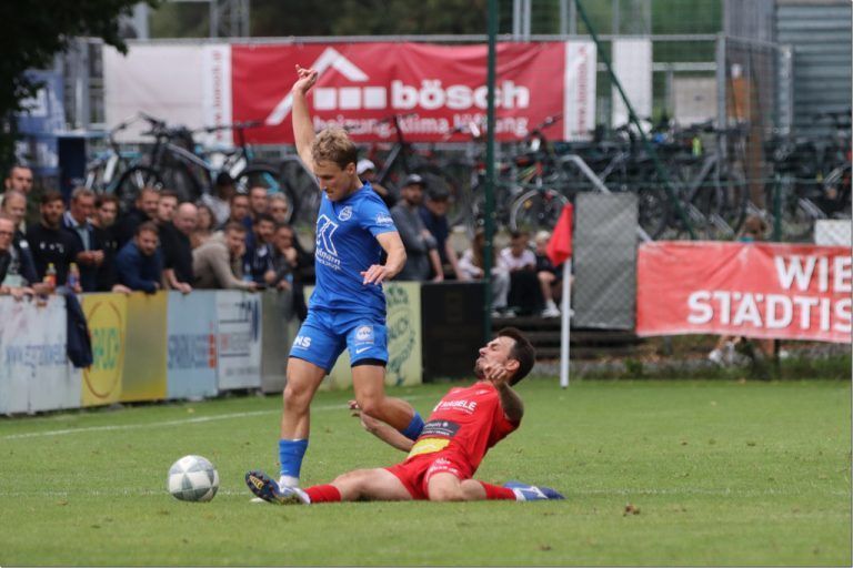 Philip Fröwis setzt sich durch - Bilder Rankweil vs Göfis