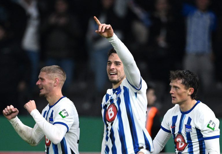 SOCCER-GERMANY-BCS-MAI/REPORT