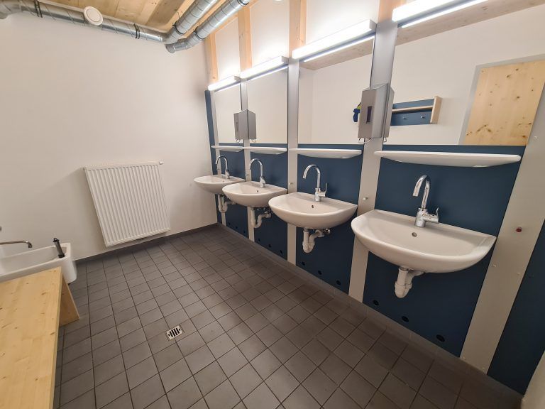 Tübinger Hütte, Eröffnungsfeier, Sanierung