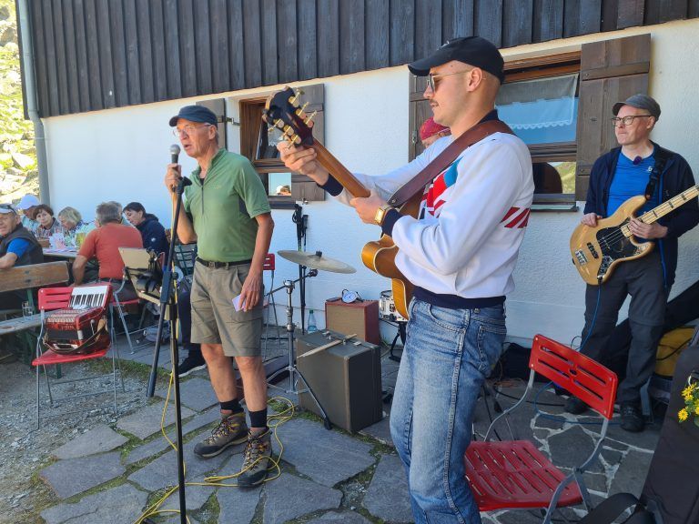 Tübinger Hütte, Eröffnungsfeier, Sanierung