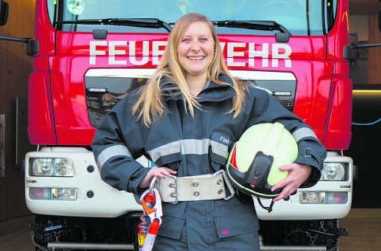 Feuerwehrfrauen beim Leistungswettbewerb