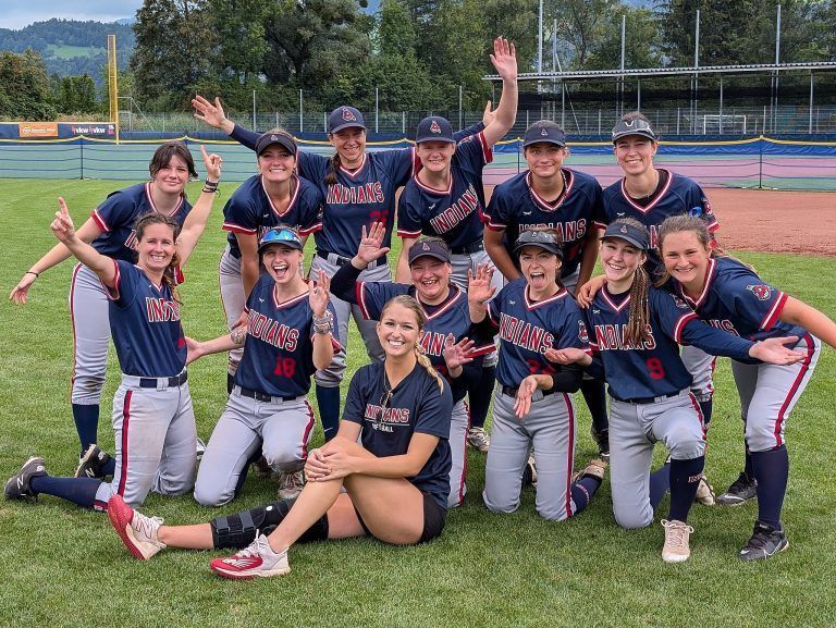 Die Dornbirn Indians Damen jubelten vergangenes Wochenende über ihren Playoff-Einzug in der Softball-Bundesliga. - © Verein