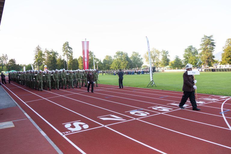 Bundesfeuerwehrleistungsbewerb, Eröffnung; Einlauf
