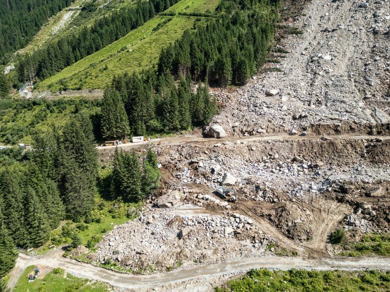 FÜR VN: Aktuelle Bilder (23. August) Arbeiten Silvretta Hochalpenstraße nach Murenabgang